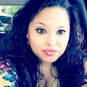 Meet your Posher, Anarosa